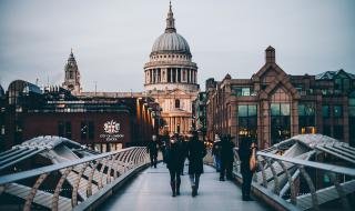 去英国读一年硕士,一般总费用多少 英国留学一年花费